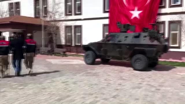 Terör örgütü üyeliğinden 8 yıldır aranan şüpheli yakalandı