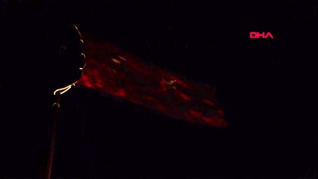 23 NİSAN ULUSAL EGEMENLİK VE ÇOCUK BAYRAMI ŞEHİTLER ABİDESİ'NDE İSTİKLAL MARŞI İLE TAÇLANDIRILDI