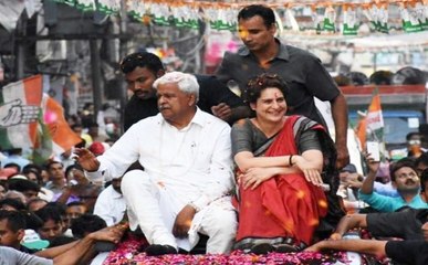 प्रियंका गांधी ने कानपुर में किया रोड शो, उमड़ा जनसैलाब