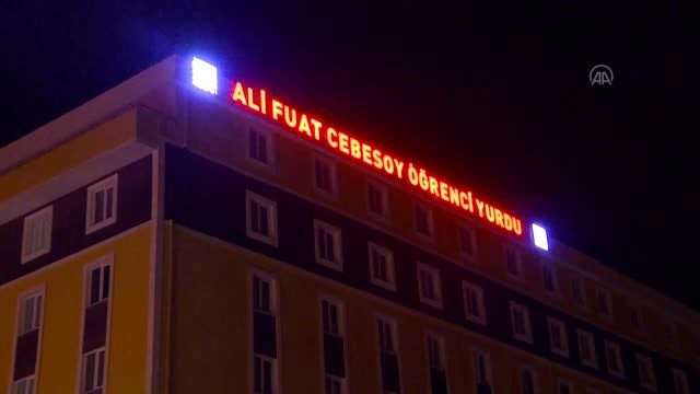 Yurt dışından getirilen yolcular Kocaeli'de öğrenci yurduna yerleştirildi