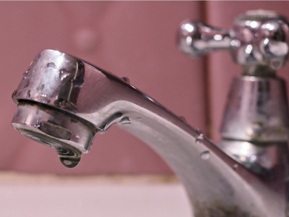 Niemand da: darum sollten wasserleitungen trotzdem genutzt werden