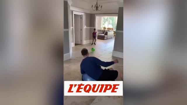 Guaita s'entraîne avec son fils - Foot - WTF