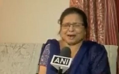 ट्रांसफर की गुहार पर सस्पेंड हुईं टीचर, कहा- गलत हुआ