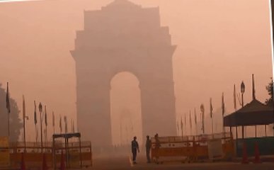 दिल्ली में छाई धुंध भरी आंधी, प्रदूषण का स्तर खतरनाक स्तर पर