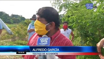Puente colapsó en cantón Colimes, el conductor implicado en el accidente resultó herido