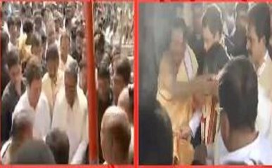 कर्नाटक: चामुंडेश्वरी मंदिर पहुंचे कांग्रेस अध्यक्ष राहुल गांधी