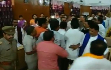 मेरठ: नगर निगम में एक बार फिर भिड़े बीजेपी-बसपा पार्षद