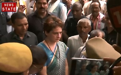 Breaking : सोनभद्र के पीड़ितों से मिल रही हैं Priyanka Gandhi, पीड़ित परिवारों को मिर्जापुर लाया गया