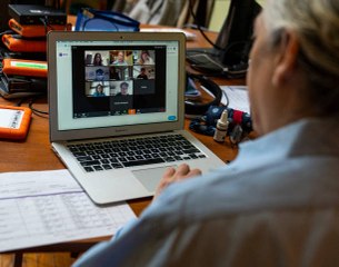 Zoom atteint 300 millions d'utilisateurs quotidiens malgré des problèmes de sécurité