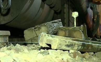 स्टेशन मास्टर को नहीं थी ट्रैक पर चल रहे काम की जानकारी