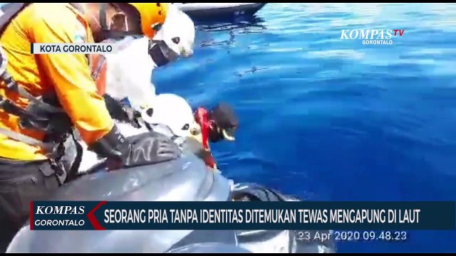 Jasad Pria Tanpa Identitas Ditemukan Mengapung di Laut