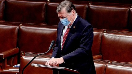 US Congress approves $484bn economic rescue bill