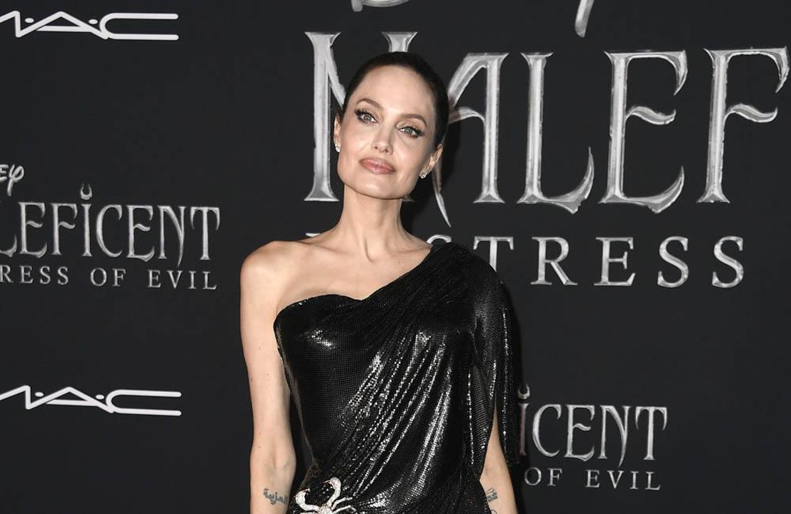 Angelina Jolie: Homeschooling is tough