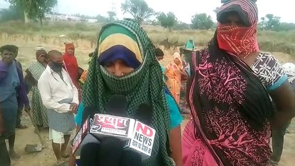 प्रयागराज: ग्राम प्रधान ने मजदूरों को दिया काम, रोजगार मिलने से खुश दिखे मजदूर