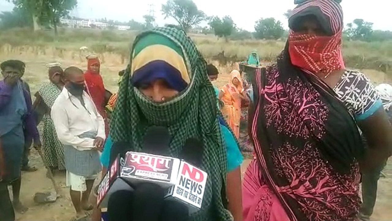 प्रयागराज: ग्राम प्रधान ने मजदूरों को दिया काम, रोजगार मिलने से खुश दिखे मजदूर
