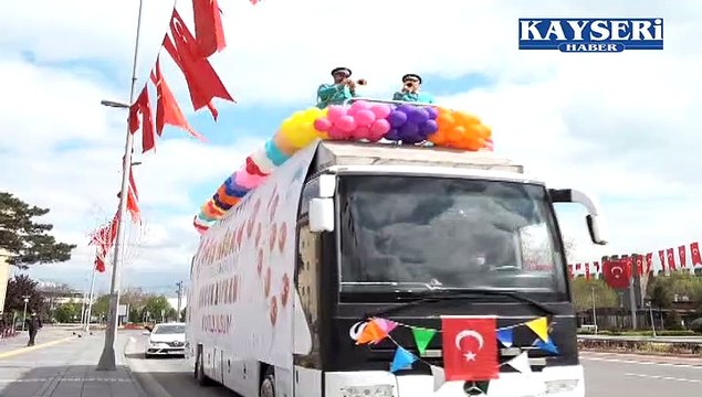 (24 Nisan 2020) 23 NİSAN KORTEJİ HALKIN AYAĞINA GİTTİ