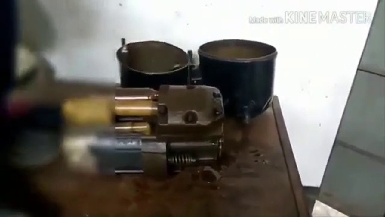 AC Compressor Cut Open . Bristol compressor cut ,compressor inside learn