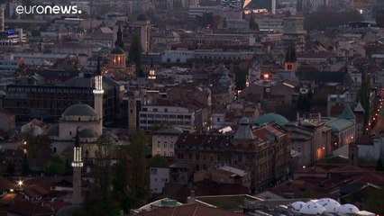 المسلمون في العالم يبدأون صيام شهر رمضان في ظل قيود كورونا