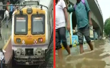 मुंबई में भारी बारिश से यातायात बाधित