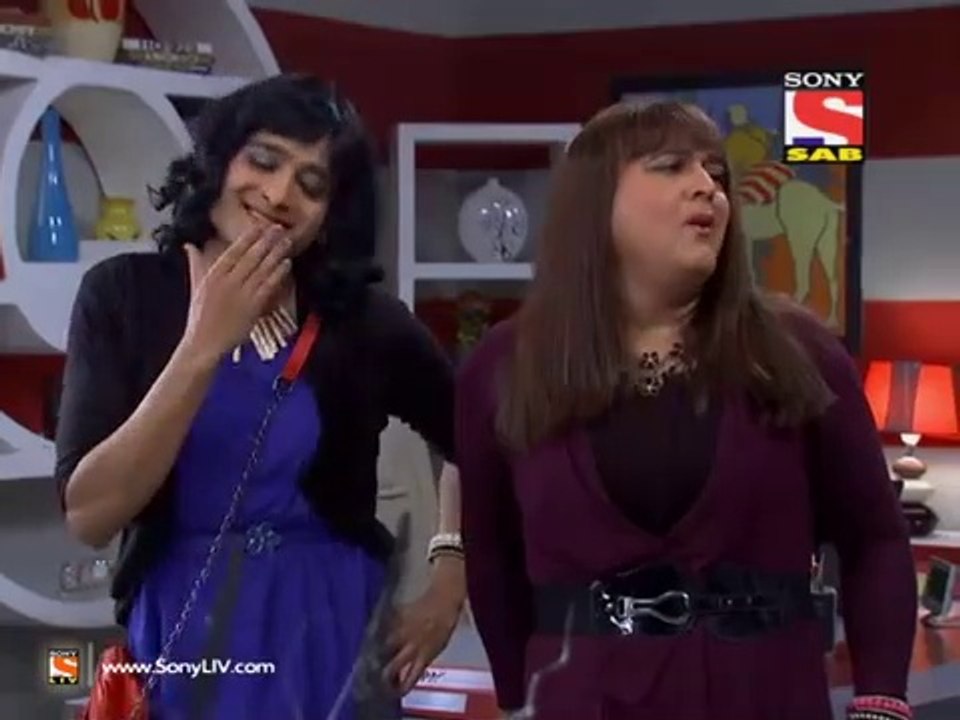 Jeannie aur Juju Episode 177 Office me Women Vicky and Vella