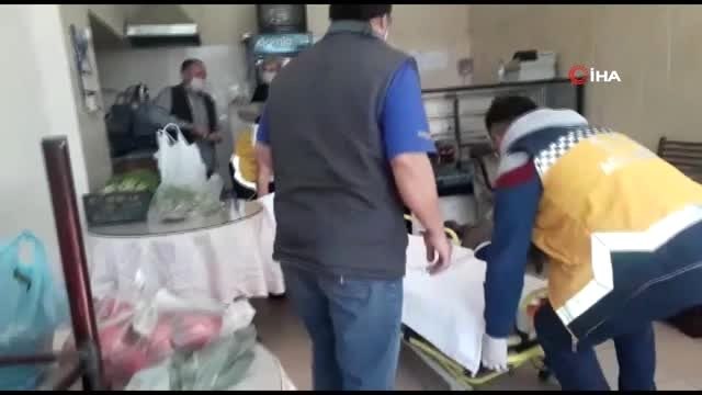 Kalp krizi geçiren şahıs vatandaşın yaptığı kalp masajıyla hayata tutundu