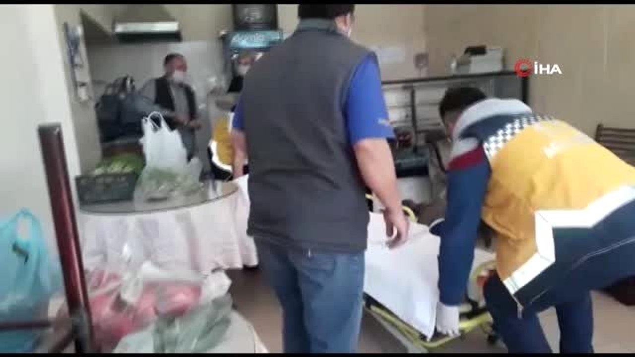 Kalp krizi geçiren şahıs vatandaşın yaptığı kalp masajıyla hayata tutundu