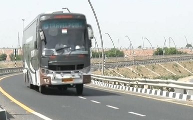 हादसों का हाईवे अगरा-लखनऊ एक्सप्रेस वे : औसतन हर तीसरे दिन एक मौत - RTI