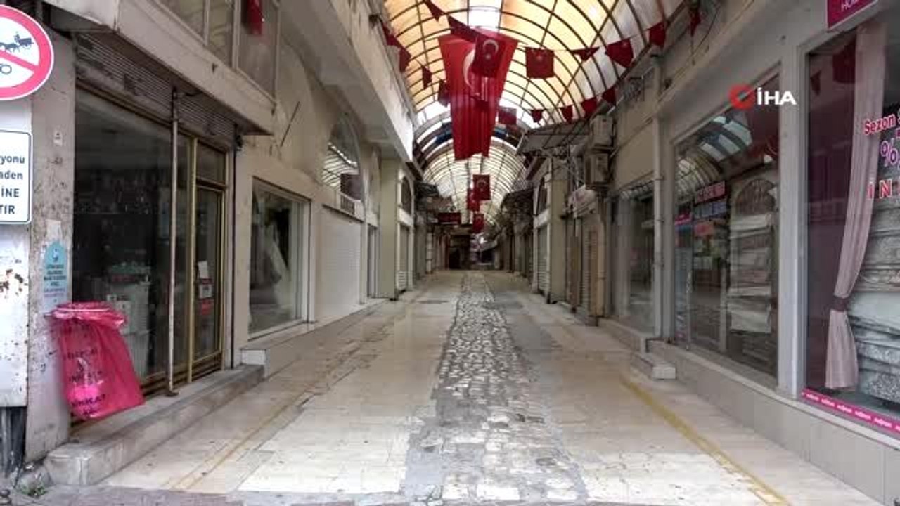 Tarihi Uzun Çarşı Ramazan'ın ilk gününde kapalı kaldı