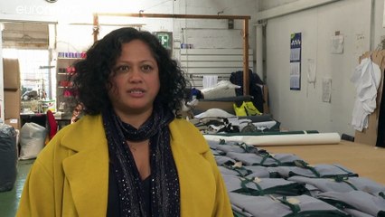 A világ számos pontján segítenek önkéntesek a járvány elleni küzdelemben