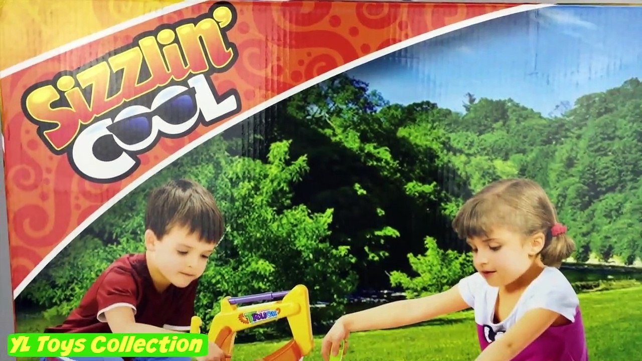 Baby Doll Story 18 Baby Dolls Plays Sand at Home Sandbox Activity