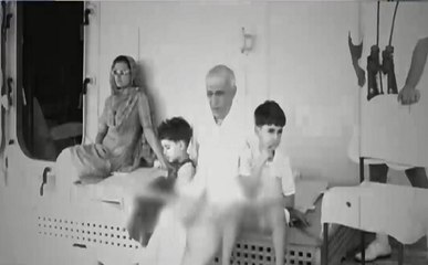 चुनाव का लाईडिटेक्टर टेस्ट : क्या नेहरू ने बिताई INS दिल्ली में छुट्टियां ? क्या है इस तस्वीर का सच देखिए