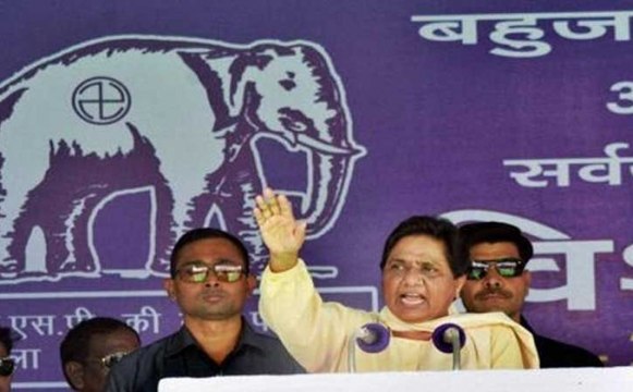 लेडी लीडर: लोकतंत्र की लड़ाई में महिलाओं की शक्ति देखिए