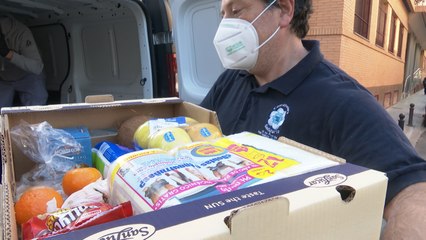 El Puchero reparte alimentos al domicilio de personas sin recursos