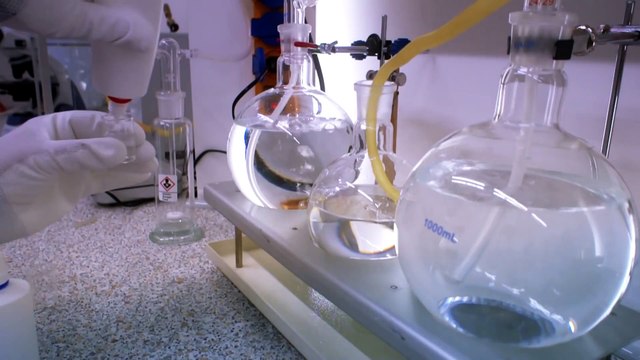 Andreas Kalcker, reacción del CDS con leche o zumos de fruta