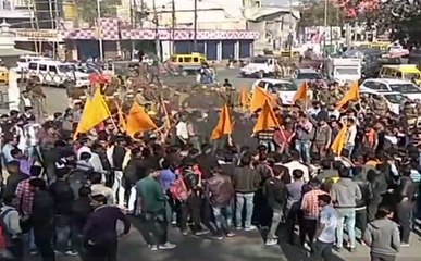 जयपुर: पद्मावत के विरोध में करणी सेना ने निकाली बाइक रैली