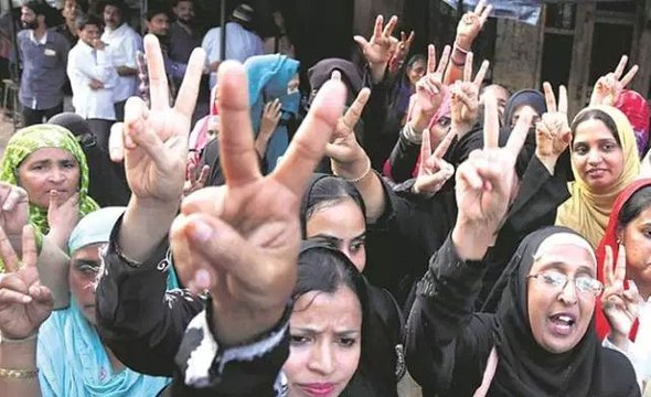 राज्यसभा में आज पेश होगा ट्रिपल तलाक़ बिल