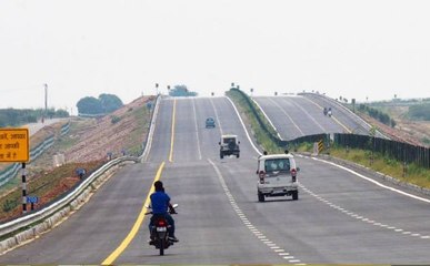 आगरा-लखनऊ एक्सप्रेस-वे पर टोल की वसूली हुई शुरू