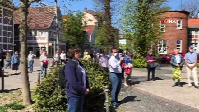 - Kilise ile camiden “Hoşgörü“ programı- Bergedorf Kocatepe Camii’nde ilk kez dışarıya sesli ezan okundu