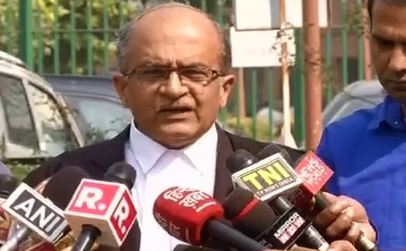 सरकार Vs आलोक वर्मा: सुप्रीम कोर्ट ने की प्रशांत भूषण की याचिका मंजूर