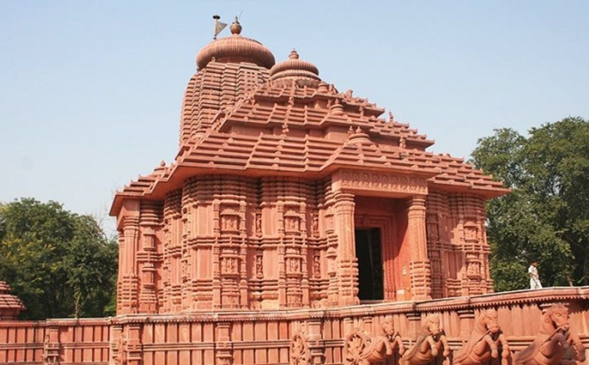 कोणार्क सूर्य मंदिर की तर्ज पर बना ग्वालियर का यह मंदिर