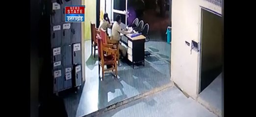 मध्य प्रदेशः भिंड थाने में हेड कॉन्स्टेबल पर किया हमला, हमलावर गिरफ्तार