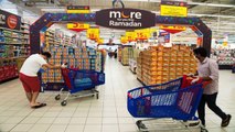 Muslims begin unusual Ramadan amid coronavirus pandemic