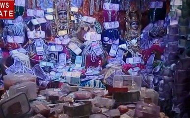 MP Dhanteras: रतलाम का अरबपित मंदिर, महालक्ष्मी मंदिर में चढ़ाया जाता है पैसें-गहनों का प्रसाद