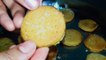 आटे के कढ़ाई में Biscuit बिना Oven, बिना Baking powder के सिर्फ 4 चीज़ों से एक बार जरूर बनाओ | Crunchy Whole Wheat Biscuits.