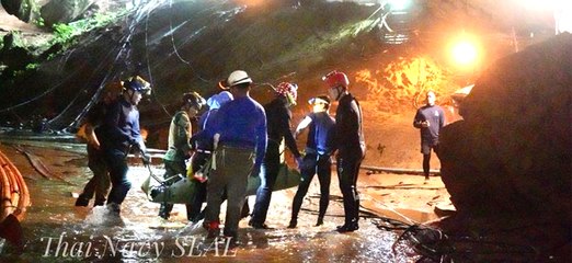 थाईलैंड रेस्क्यू: 18 दिन बाद गुफा से बाहर आए 12 बच्चे और कोच