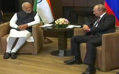 सोची में राष्ट्रपति पुतिन से मिले पीएम मोदी