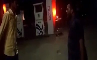 एमपी: बिना बताए छुट्टी लेने पर पेट्रोल पंप के मालिक ने कर्मचारी चाबुक से की पिटाई