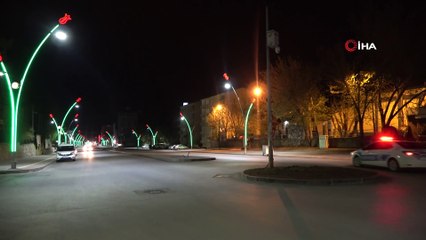 Muş’un en işlek caddesinde yaya ve araç trafiği kısıtlaması başladı