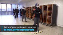 Ankara Şehir Hastanesi çalışanları ilk iftarı, sosyal mesafeye uyularak görev başında yaptı
