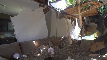 Family survives EF3 tornado in garden tub